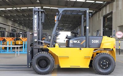 Material handling equipment for sale – Forklifts